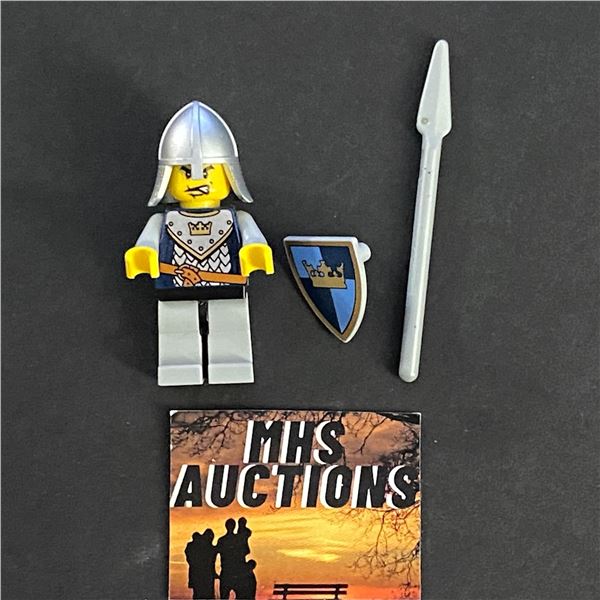 LEGO MINI FIGURE WITH ACCESSORIES (ref9)