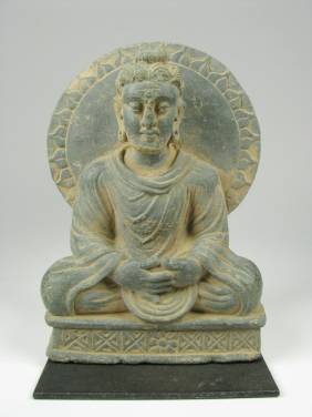 A SUPERB GANDHARAN SCHIST SCULPTURE OF BUDDHA