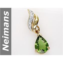 2.42 ct Green Apatite & Diamond Pendant 14kt Gold