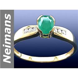 0.51 ct Emerald & Diamond Ring 14kt Gold
