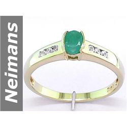 0.66 ct Emerald & White Sapphire Ring 14kt Gold