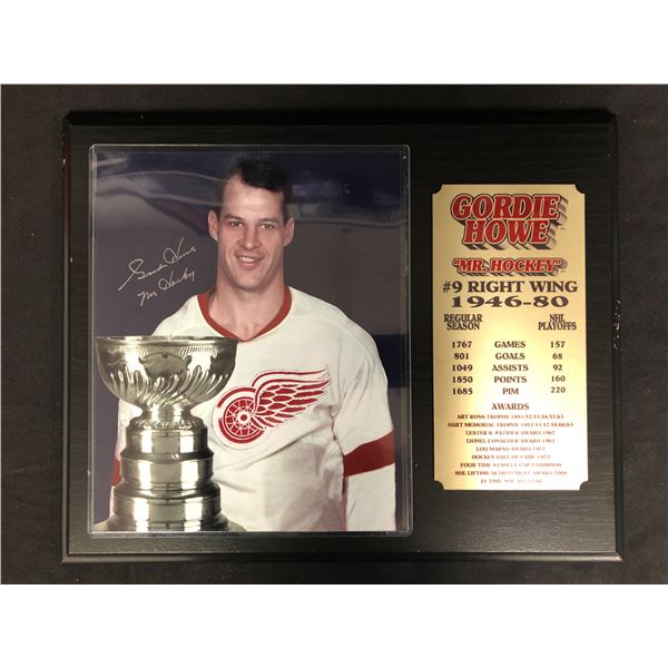 GORDIE HOWE SIGNED 11X14 PHOTO DISPLAY (PASTIME COA)