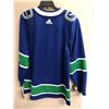Image 3 : PRO Hockey Jerseys - Vancouver Canucks -  Adults US 52 by Reebok
