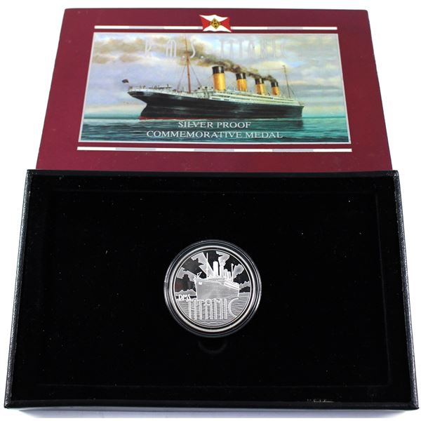 1998 R.M.S. Titanic Sterling Silver Proof Commemorative Medal by the Royal Mint.