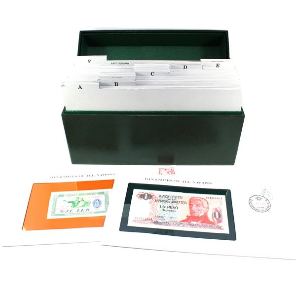 *Franklin Mint Banknotes of all nations 47-Piece Set with display box.