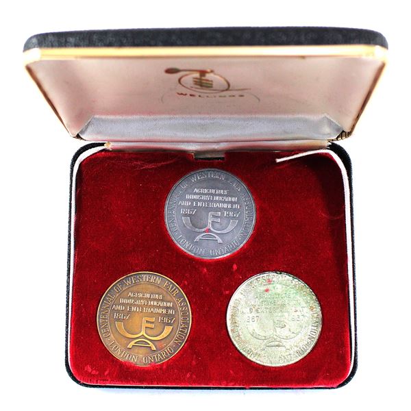 1867-1967 London Ontario Western Fair set of 3 coins. One sterling silver coin, weighs 27.74g