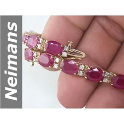 28.08 ct Ruby & Diamond Bracelet 14kt Gold