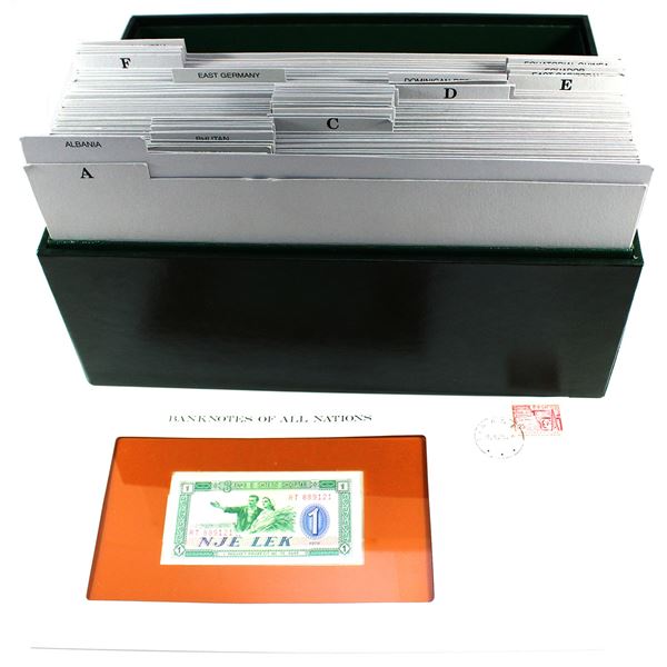 *Franklin Mint Banknotes of all nations 47-Piece Set with display box.