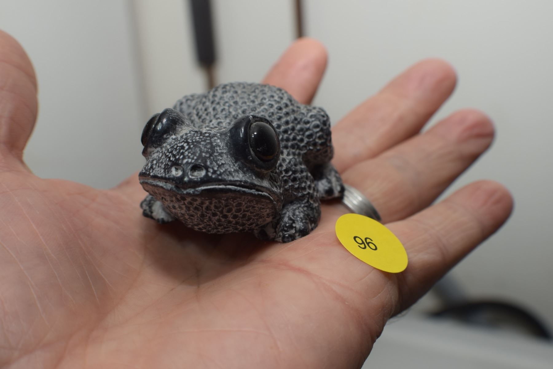 Wolf Original Inuit Figure - Frog