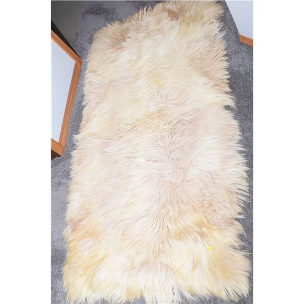6' Hide / Rug ? - Eaton's