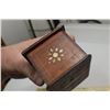 Image 3 : Inlaid Mechanical Cigarette Box