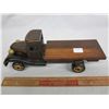Image 1 : Wooden Model Truck