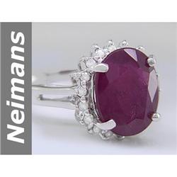 Gem quality 9.25 ct Ruby & Diamond Ring 14kt Gold