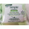 Image 2 : Simple Makeup Cleansing Wipes (4 x 25)