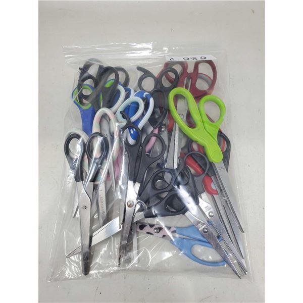 Lot of Assorted Scissors