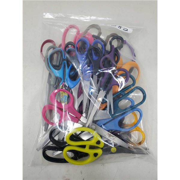 Lot of Assorted Scissors