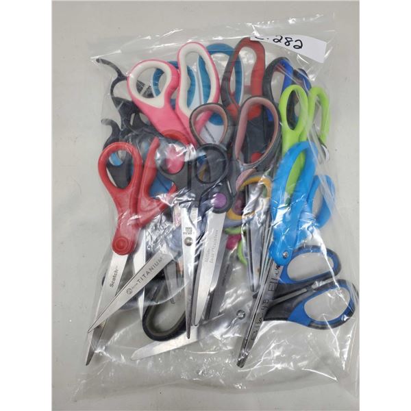 Lot of Assorted Scissors