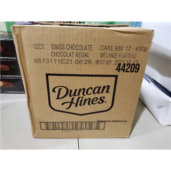 Duncan Hines Swiss Chocolate Cake Mix 12x432g