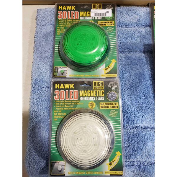 *NEW* Hawk 30 Led Magnetic Emergency Flare - 1 Green - 1 White