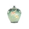 Image 6 : 1946 Roseville Zephyr Lily Cookie Jar with Lid