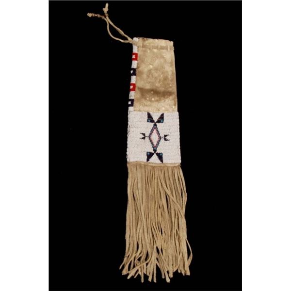 Sioux Beaded Hide Pipe Bag Late Reservation Period