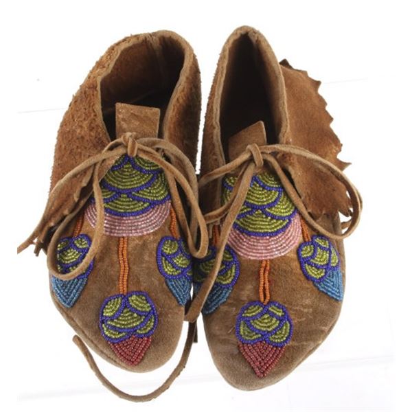 Montana Crow Beaded Child's Moccasins Early 1900's