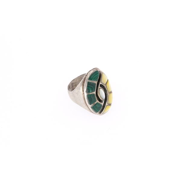 1930-40's Zuni Hummingbird Malachite MOP Ring