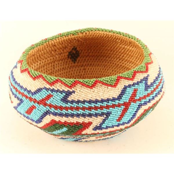 Fully Beaded Washo Basket