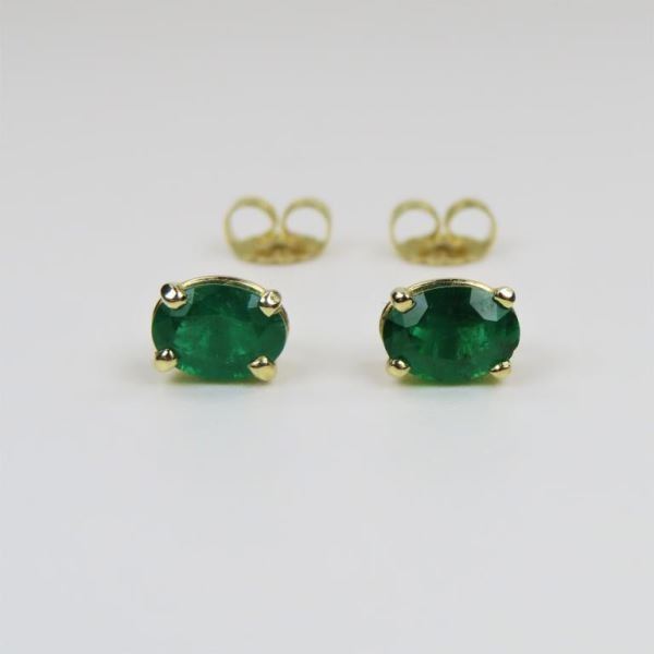 Extra Fine Emerald Earrings