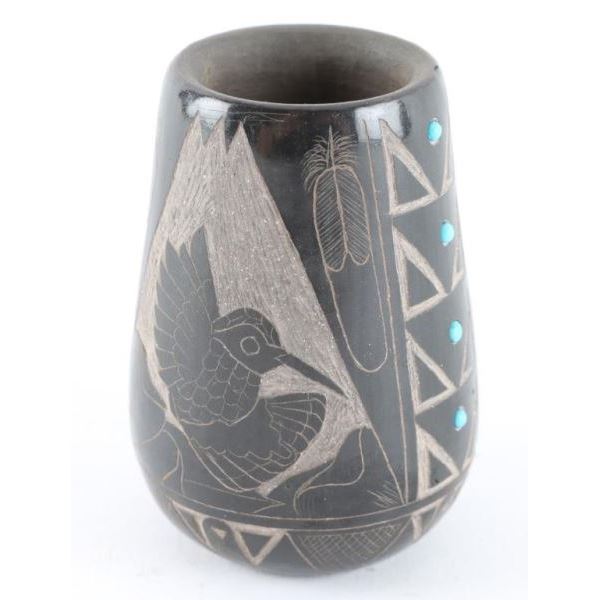 Blackware Hummingbird Pot