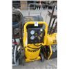 Image 1 : Dewalt 225 PSI 15 Gallon Compressor