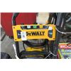 Image 2 : Dewalt 2400 PSI Pressure Washer
