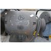 Image 2 : Disc Grinder On Stand