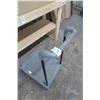 Image 1 : Rubbermaid Cart
