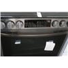 Image 2 : LG Flat Top Range/Oven White