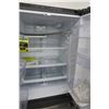 Image 5 : GE S/S French Door Ref/Freezer (Dinged Handles)