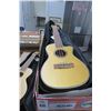 Image 1 : 3-Amali Ukeleles - 3 X $