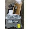 Image 1 : 2-Microphones - 2 X $