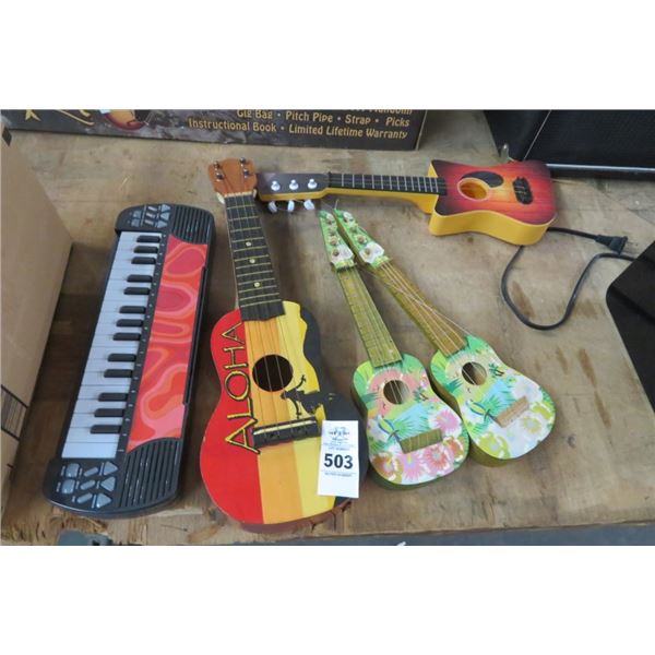 Acoustic Guitar Décor & Elec. Keyboard