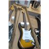 Image 1 : Washburn 6 String Acoustic Guitar w/Case