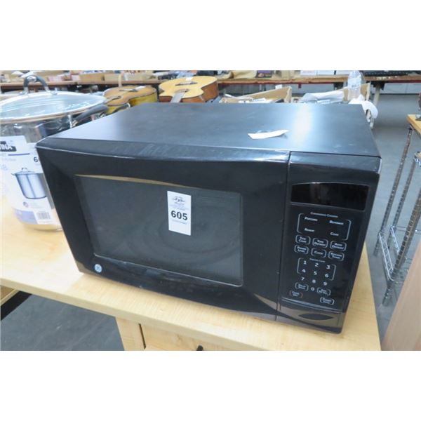 GE Microwave Oven