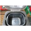 Image 2 : Oster Deluxe Bread & Dough Maker