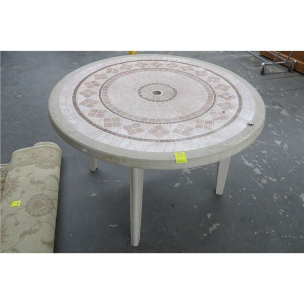 Plastic Round Patio Table