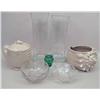 Image 1 : A MISCELLANEOUS GROUP OF TABLE ARTICLES