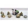 Image 1 : A GROUP OF CHINESE PORCELAIN TABLE ARTICLES