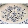 Image 2 : A LARGE MEISSEN BLUE ONION OVAL PLATTER