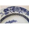 Image 3 : A BLUE AND WHITE CHINESE CHARGER
