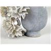 Image 3 : A CHINESE JADE VASE WITH JADE FLOWER BLOSSOMS
