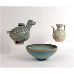 A GROUP OF THREE SONG DYNASTY PORCELAIN ITEMS