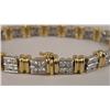 Image 3 : AN 18K YELLOW GOLD AND DIAMOND LINE BRACELET